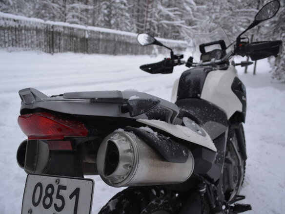 2012 BMW G 650 GS, белый, 600000 рублей - вид 5