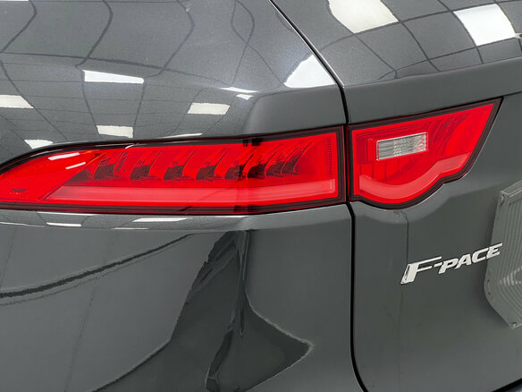 2017 Jaguar F-Pace I, серый, 2999000 рублей - вид 5