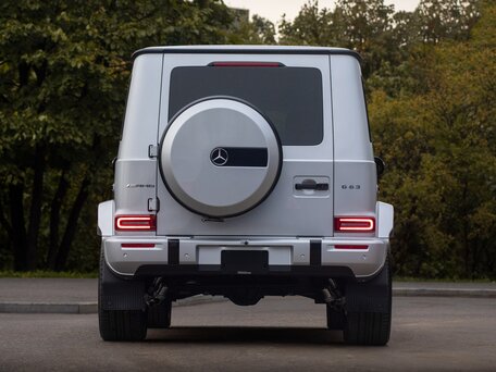 2026 Mercedes-Benz G-Класс AMG 63 AMG II (W465) Рестайлинг, серебристый, 30890000 рублей, вид 4