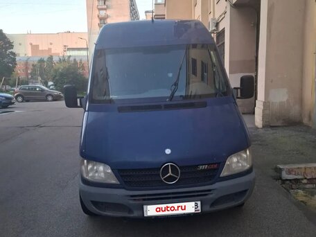 2017 Mercedes-Benz Sprinter Classic, синий, 1800000 рублей, вид 3