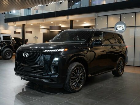 2025 Infiniti QX80 II, чёрный, 17990000 рублей, вид 3