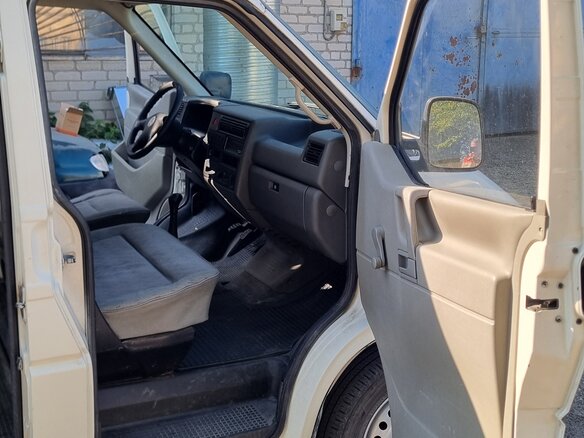 1999 Volkswagen Transporter, белый, 480000 рублей - вид 17
