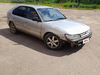 1996 Toyota Corolla VII (E100), серебристый, 70000 рублей, вид 1