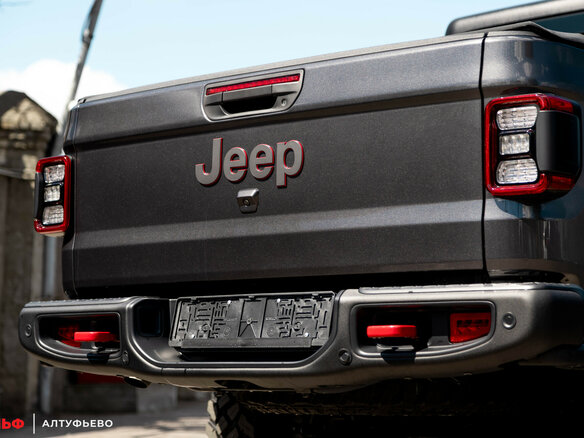 2023 Jeep Gladiator II (JT), серый, 7590000 рублей - вид 7