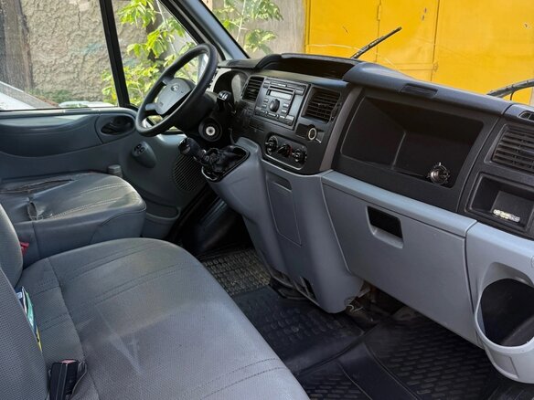 2008 Ford Transit, белый, 570000 рублей - вид 4