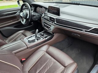 2021 BMW 7 серии 730d xDrive VI (G11/G12) Рестайлинг, чёрный, 7500000 рублей, вид 5
