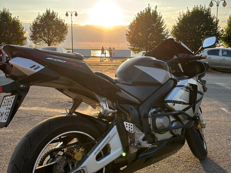 2004 Honda CBR 600RR, чёрный, 490000 рублей, вид 1