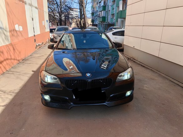 2011 BMW 5 серии 520d VI (F10/F11/F07), чёрный, 1600000 рублей
