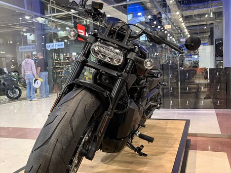 2023 Harley-Davidson Sportster S, чёрный, 1650000 рублей, вид 4