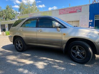 2000 Toyota Harrier I (XU10), бежевый, 750000 рублей, вид 5