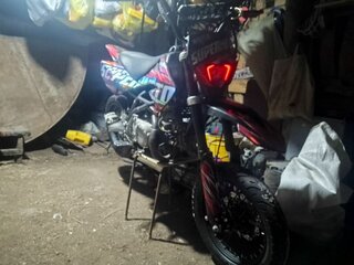 2022 Regulmoto Seven Medalist 150E, красный, 85000 рублей, вид 1