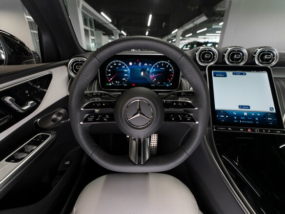 2025 Mercedes-Benz GLC 300 II (X254), чёрный - вид 10
