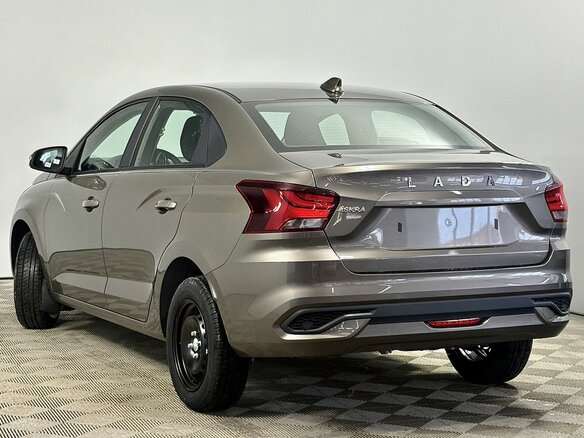 2026 Lada (ВАЗ) Iskra, коричневый - вид 2