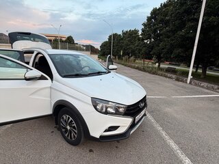 2018 Lada (ВАЗ) Vesta SW Cross I, белый, 1100000 рублей, вид 2