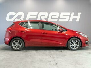 2016 Kia Ceed II Рестайлинг, красный, 990000 рублей, вид 5