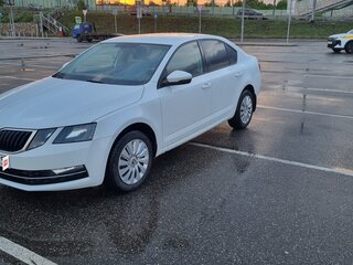 2020 Skoda Octavia III (A7) Рестайлинг, белый, 1450000 рублей, вид 1