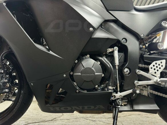 2023 Honda CBR 600RR, чёрный, 1320000 рублей - вид 26