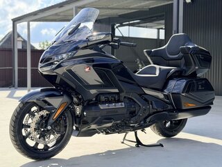 2026 Honda GL 1800 Gold Wing, чёрный, 3850000 рублей, вид 2