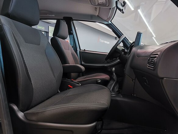 2026 Lada (ВАЗ) Niva Travel I Рестайлинг, чёрный, 1814000 рублей - вид 6