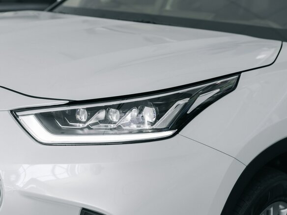 2025 Toyota Highlander IV (XU70), белый - вид 7