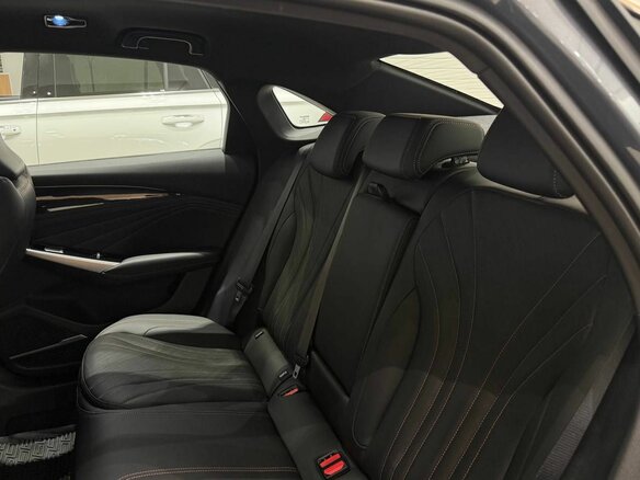 2026 Geely Preface I, серый, 3434990 рублей - вид 10