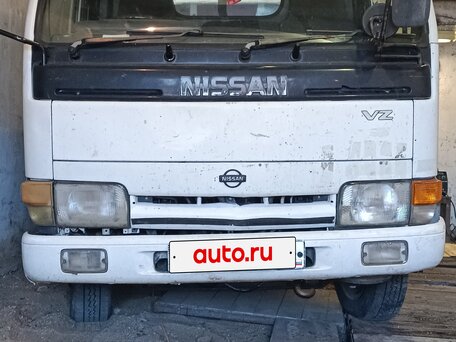 1992 Nissan Atlas, белый, 1000000 рублей, вид 5