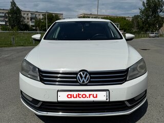 2011 Volkswagen Passat B7, белый, 800000 рублей, вид 4