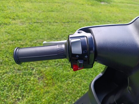 2001 Yamaha Jog, серебристый, 89000 рублей, вид 5