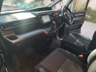 2021 Honda Stepwgn Spada V Рестайлинг, чёрный, 2520000 рублей, вид 3