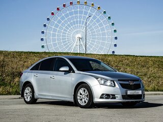 2013 Chevrolet Cruze I Рестайлинг, серебристый, 730000 рублей, вид 5