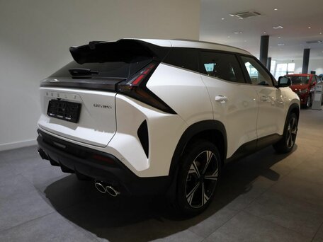 2026 Geely Cityray, белый, 3299990 рублей, вид 4