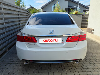 2013 Honda Accord IX, белый, 1330000 рублей, вид 3