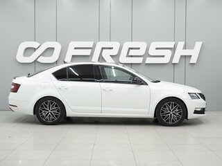 2017 Skoda Octavia III (A7) Рестайлинг, белый, 1650000 рублей, вид 5