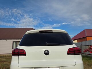 2016 Volkswagen Tiguan Euro 6 I Рестайлинг, белый, 1850000 рублей, вид 4
