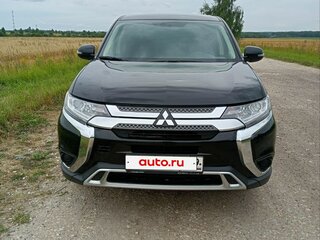 2021 Mitsubishi Outlander III Рестайлинг 3, чёрный, 2200000 рублей, вид 3