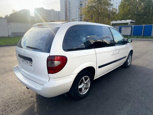 2005 Dodge Caravan 4-speed IV, белый, 455000 рублей - вид 6