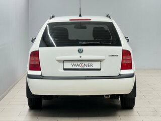 2006 Skoda Octavia I (A4) Рестайлинг, белый, 385000 рублей, вид 3
