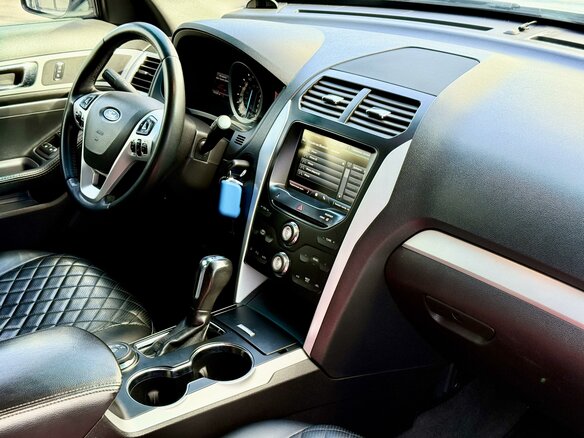 2014 Ford Explorer V, белый, 1672000 рублей - вид 22