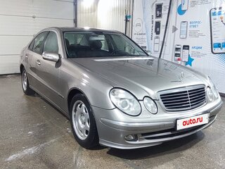 2004 Mercedes-Benz E-Класс 200 III (W211, S211), серебристый, 620000 рублей, вид 2