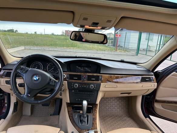 2008 BMW 3 серии 318i V (E90/E91/E92/E93) Рестайлинг, пурпурный, 1300000 рублей - вид 9