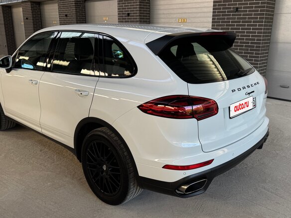 2015 Porsche Cayenne II Рестайлинг (958), белый, 4355000 рублей - вид 11