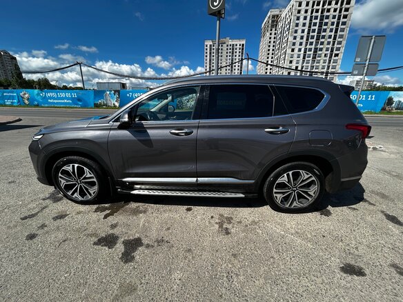 2018 Hyundai Santa Fe IV, серый, 1650000 рублей - вид 6