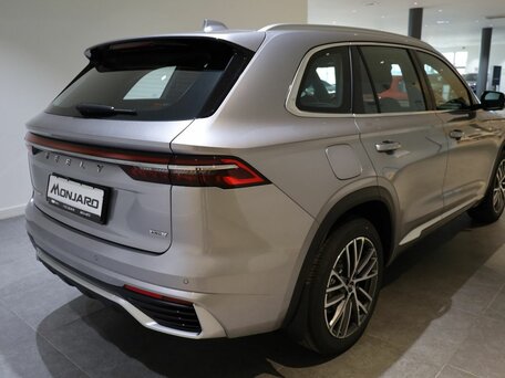 2026 Geely Monjaro I Рестайлинг, серебристый, 4599990 рублей, вид 4