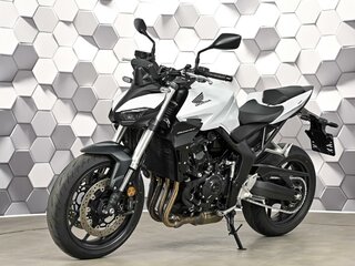 2025 Honda CB 1000 Hornet, белый, 1399000 рублей, вид 2