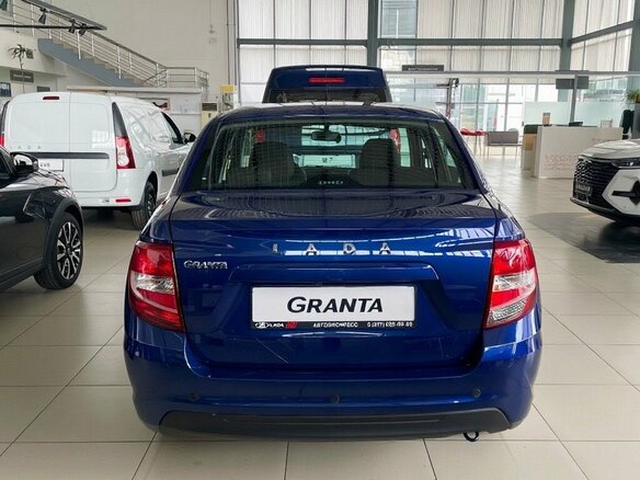 2026 Lada (ВАЗ) Granta I Рестайлинг, синий, 1208000 рублей - вид 5