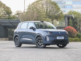 2026 Leapmotor A10 39.8 kWh, голубой, 1575055 рублей, вид 3