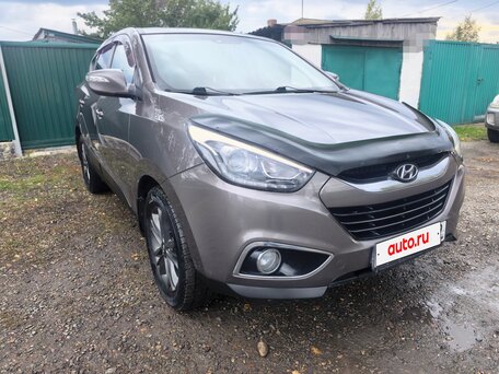2014 Hyundai ix35 I Рестайлинг, коричневый, 1370000 рублей, вид 3