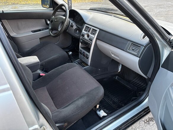 2009 Lada (ВАЗ) Priora I, серебристый, 151000 рублей - вид 6