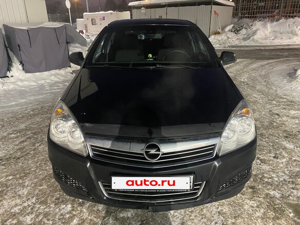 2013 Opel Astra H Рестайлинг, чёрный, 600000 рублей - вид 2