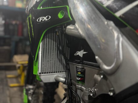 2023 Kawasaki KX 450, зелёный, 700000 рублей, вид 5